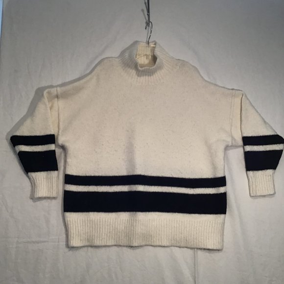 Women's Oversized Funnelneck Stripe Sweater Size M - Picture 4 of 11